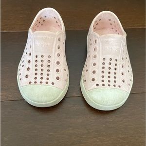 Toddler Girls Native Jefferson Shoes Size 5